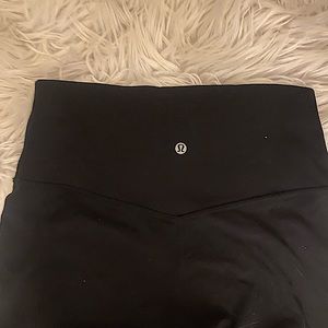 Lululemon Black cropped leggings size 8